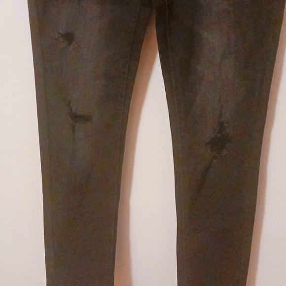 NWT Girl's Black Distressed Skinny Jeans - Picture 4 of 5